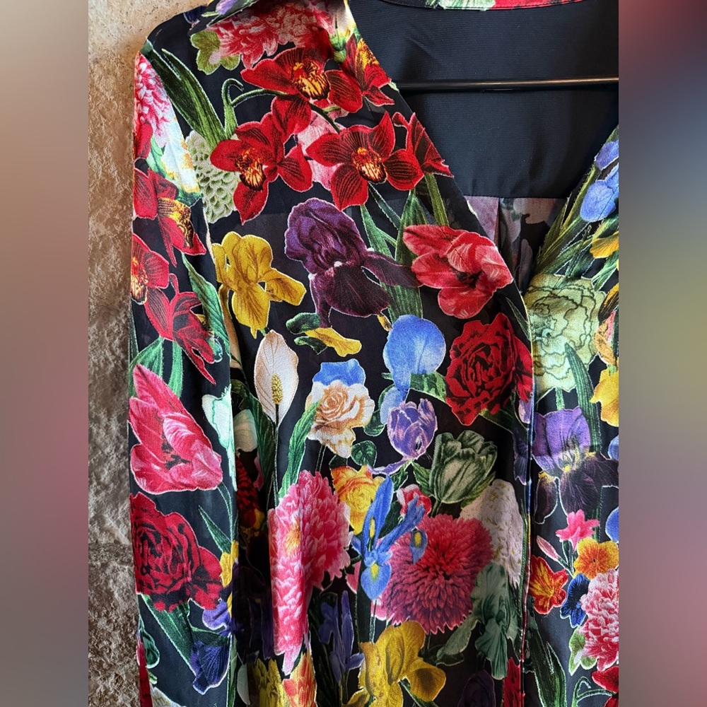 Alice + Olivia Multicolor Floral V-Neck Long Sleeve Blouse - Picture 4 of 4